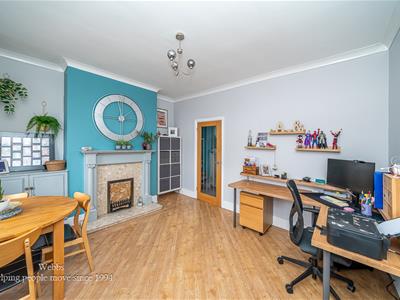 Picture 8